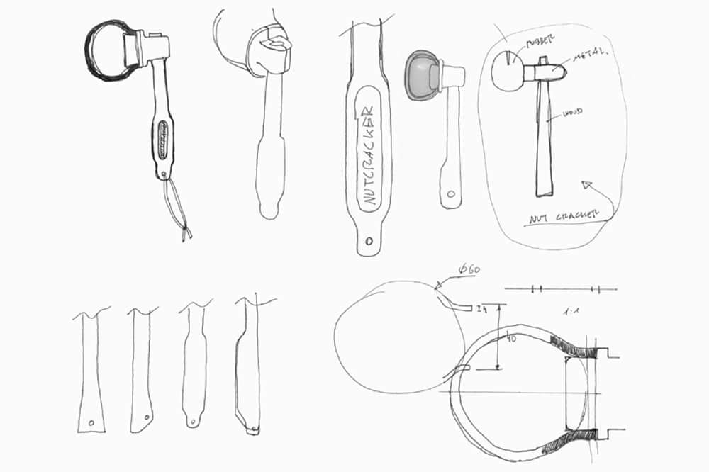 Nut Hammer Nutcracker Lo schiaccianoci alternativo2