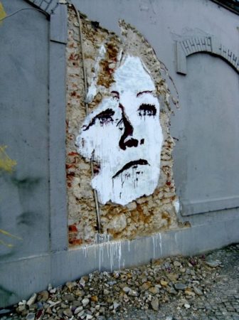 Urban Art: ritratti da parete di Alexandre Farto