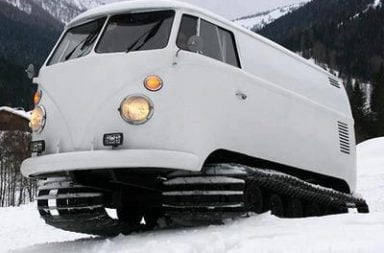 Van Volkswagen Snow Tracks