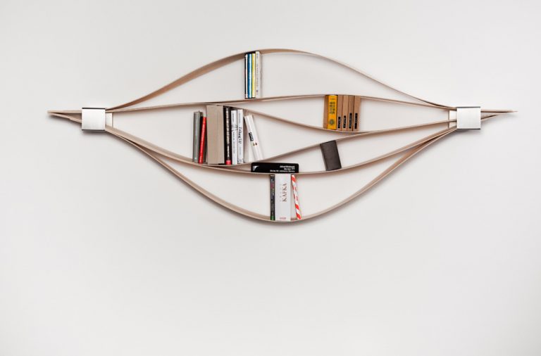 Chuck: Flexible Bookshelf