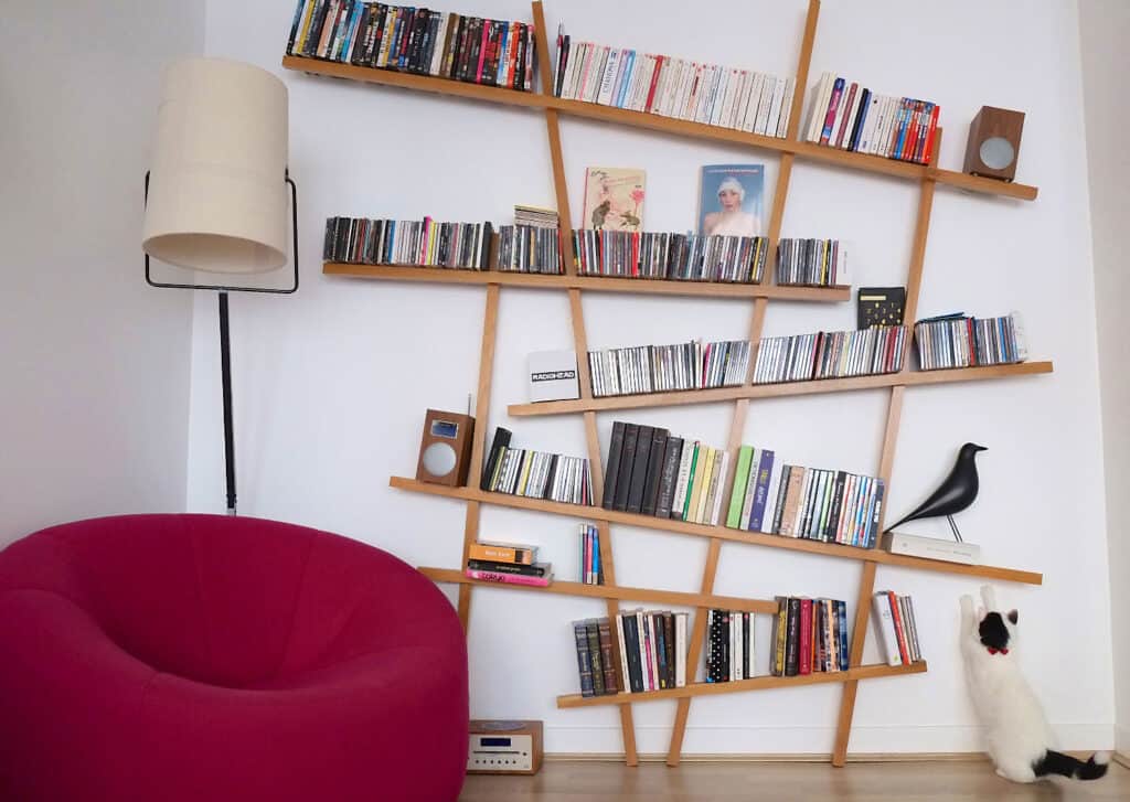 Libreria Mikado come elemento d'arredo contemporaneo