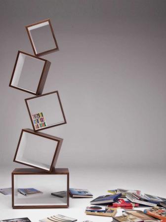 Equilibrium: la libreria scaffale di Alejandro Gomez Stubbs
