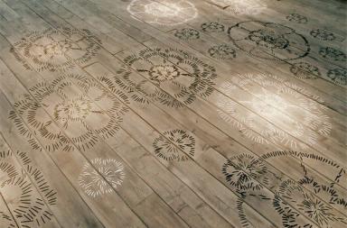FLOOR Embroidered Space