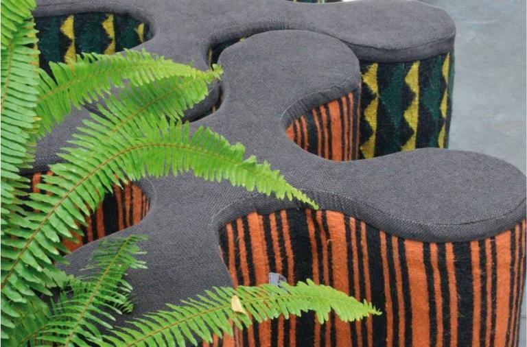 Tra modernità e tradizione: i pouf Azaru di Akram Ghaddab