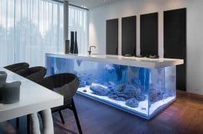 Un acquario spettacolare per cucine di lusso