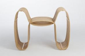 Bow Tie Chair: la sedia in bambù che prende forma da un papillon
