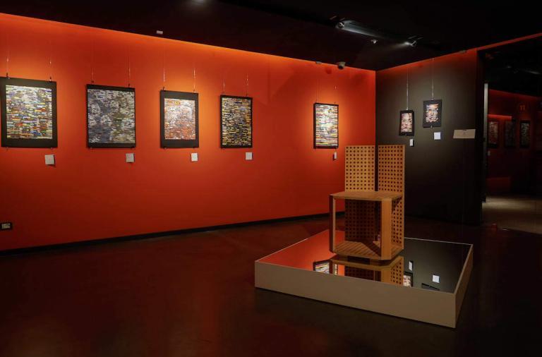 Arte e design alla mostra collettiva a/maze, emotional mapping